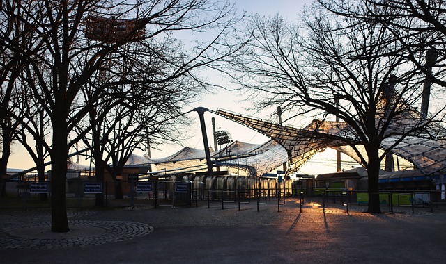 攻不仅为球 攻不仅为球