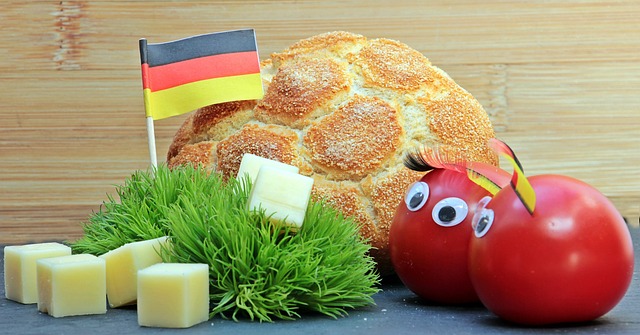 公牛球迷做出过分举动，为詹皇立雕像.